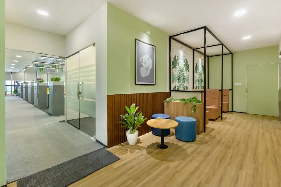 Smart lighting commissioning in a modern office